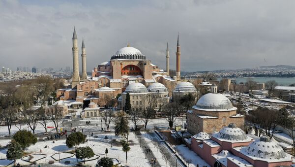Drone footage shows Ayasofya-i Kebir Camii or Hagia Sophia Grand Mosque during a snowy day in Istanbul, Turkey, February 17, 2021. - Sputnik International