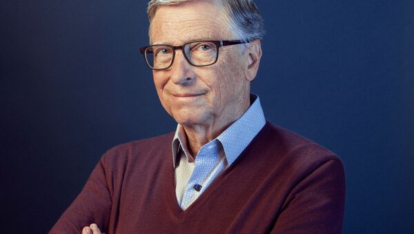 Bill Gates poses in this undated handout photo obtained by Reuters on February 15, 2021 - Sputnik International