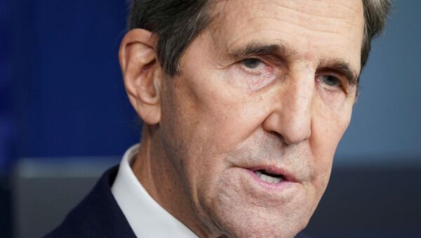 FILE PHOTO: Kerry speaks about the climate at the White House in Washington - Sputnik International