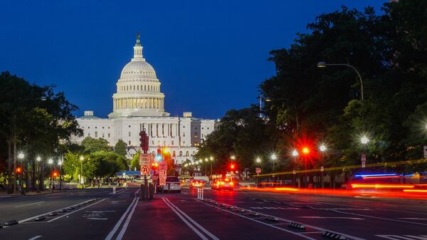 Washington DC at night. View of the Capitol building - Sputnik International