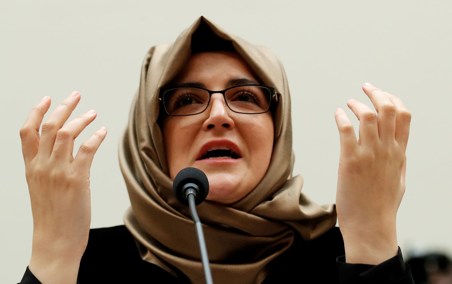  Hatice Cengiz, fiancee of murdered journalist Jamal Khashoggi, testifies before a House Foreign Affairs Subcommittee hearing on The Dangers of Reporting on Human Rights on Capitol Hill in Washington U.S., May 16, 2019 - Sputnik International, 1920, 07.09.2021
