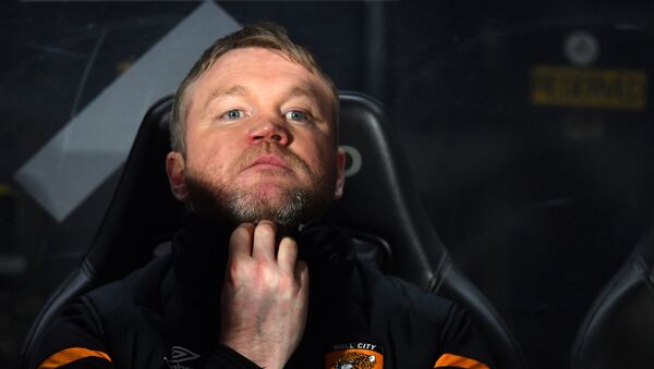 Hull City's Northern Irish head coach Grant McCann looks on ahead of the English FA Cup fourth round football match between Hull City and Chelsea at the KCOM Stadium in Kingston upon Hull, north east England on January 25, 2020. - Sputnik International
