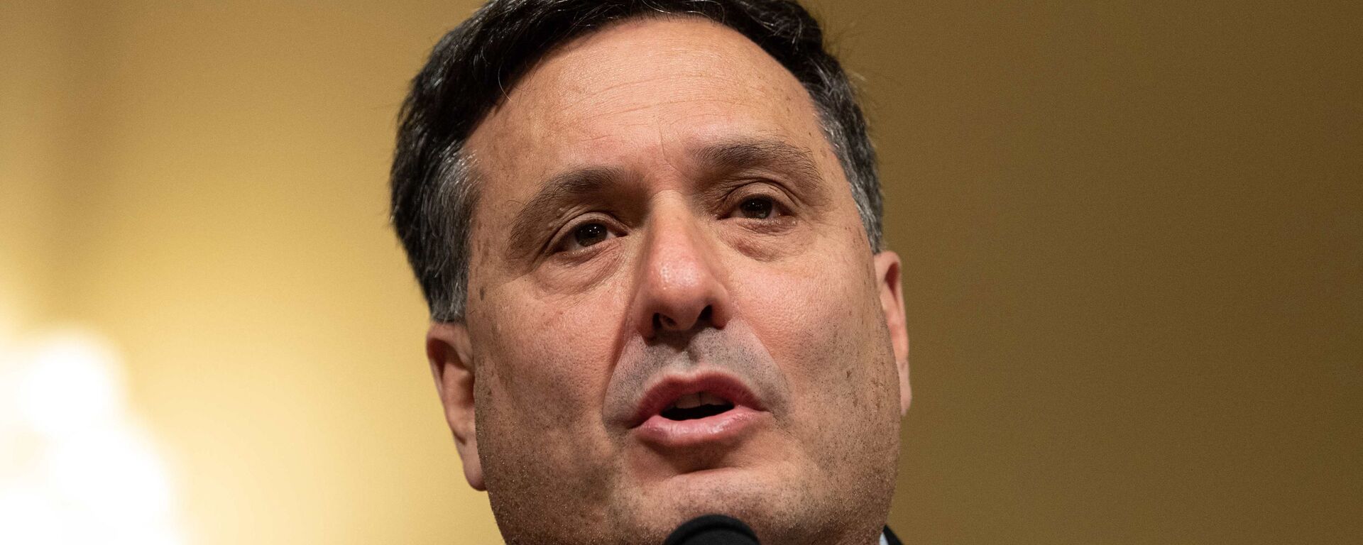 Ron Klain, former White House Ebola response coordinator, testifies before the Emergency Preparedness, Response and Recovery Subcommittee hearing on Community Perspectives on Coronavirus Preparedness and Response on Capitol Hill in Washington, DC, on March 10, 2020. - Sputnik International, 1920, 05.04.2022