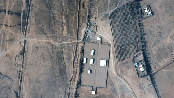 A closer view of an Iraq-Syria border crossing and buildings before airstrikes, seen in this February 3, 2021 handout satellite image provided by Maxar. - Sputnik International
