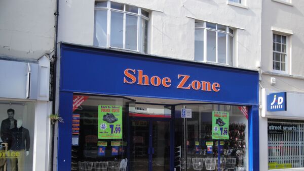 A branch of Shoe Zone, in the High Street, Newport, Isle of Wight. - Sputnik International