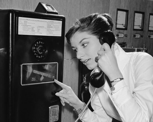 Dawn of the Telephone Age: A Retrospective Look at Early Modern Communications - Sputnik International