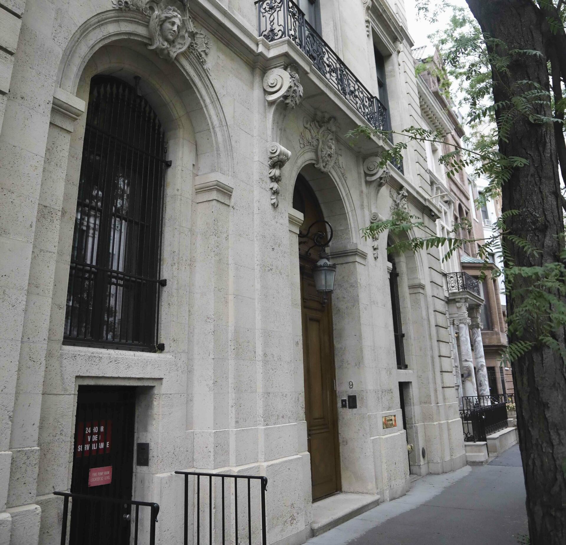 Jeffrey Epstein’s Posh New York Mansion Purchased by Ex-Goldman Sachs Executive - Sputnik International, 1920, 17.03.2021