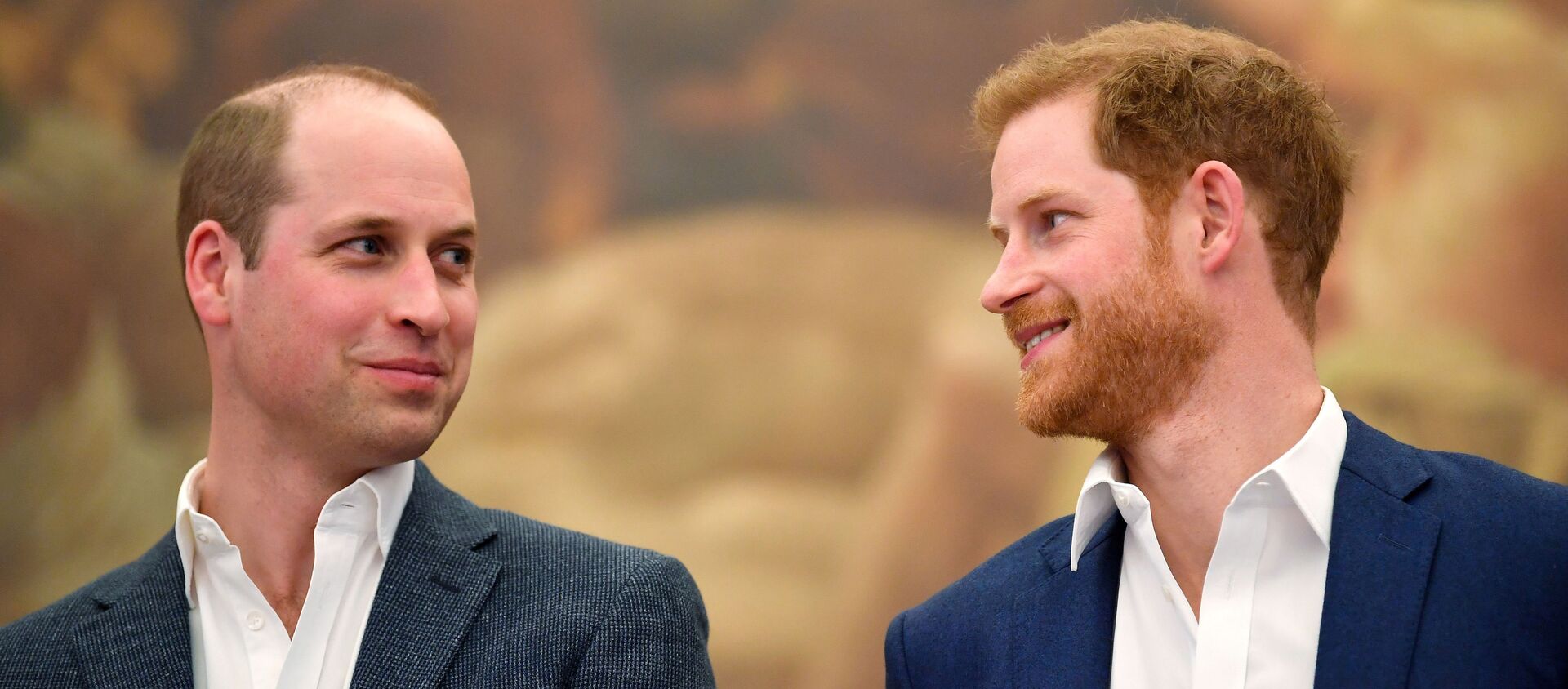 Britain's Prince William and Prince Harry attend the opening of the Greenhouse Sports Centre in central London, April 26, 2018 - Sputnik International, 1920, 01.07.2021