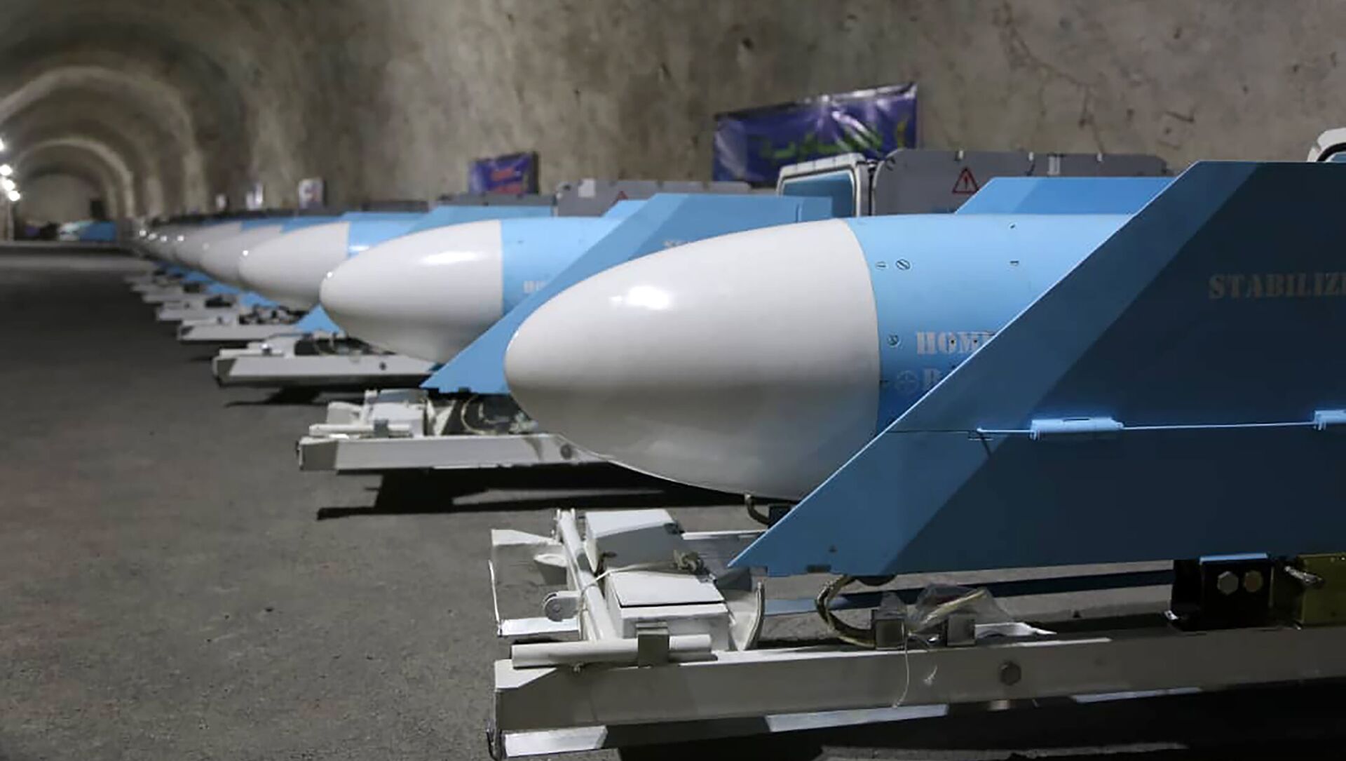 In this photo released Friday, Jan. 8, 2021, by Sepahnews, the website of the Iranian Revolutionary Guard, missiles are displayed during an inauguration of a new military base in an undisclosed location in Persian Gulf in Iran. (Sepahnews via AP) - Sputnik International, 1920, 15.03.2021