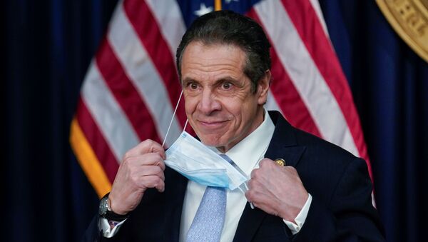 New York Governor Andrew Cuomo arrives for an event at his offices in New York, to speak about the return of spectators to performing arts and sporting events, including a limited amount of fans attending baseball games at the start of the season, New York, 18 March 2021 - Sputnik International