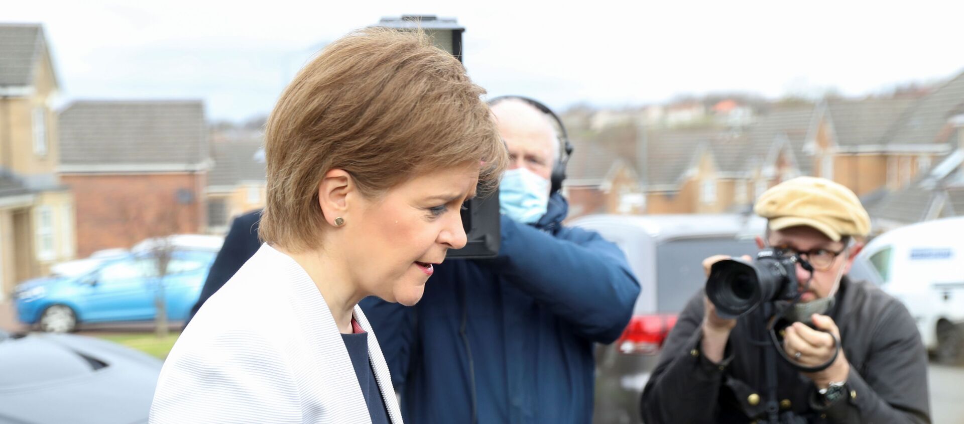 Scotland's First Minister Sturgeon leaves her home in Glasgow - Sputnik International, 1920, 22.03.2021