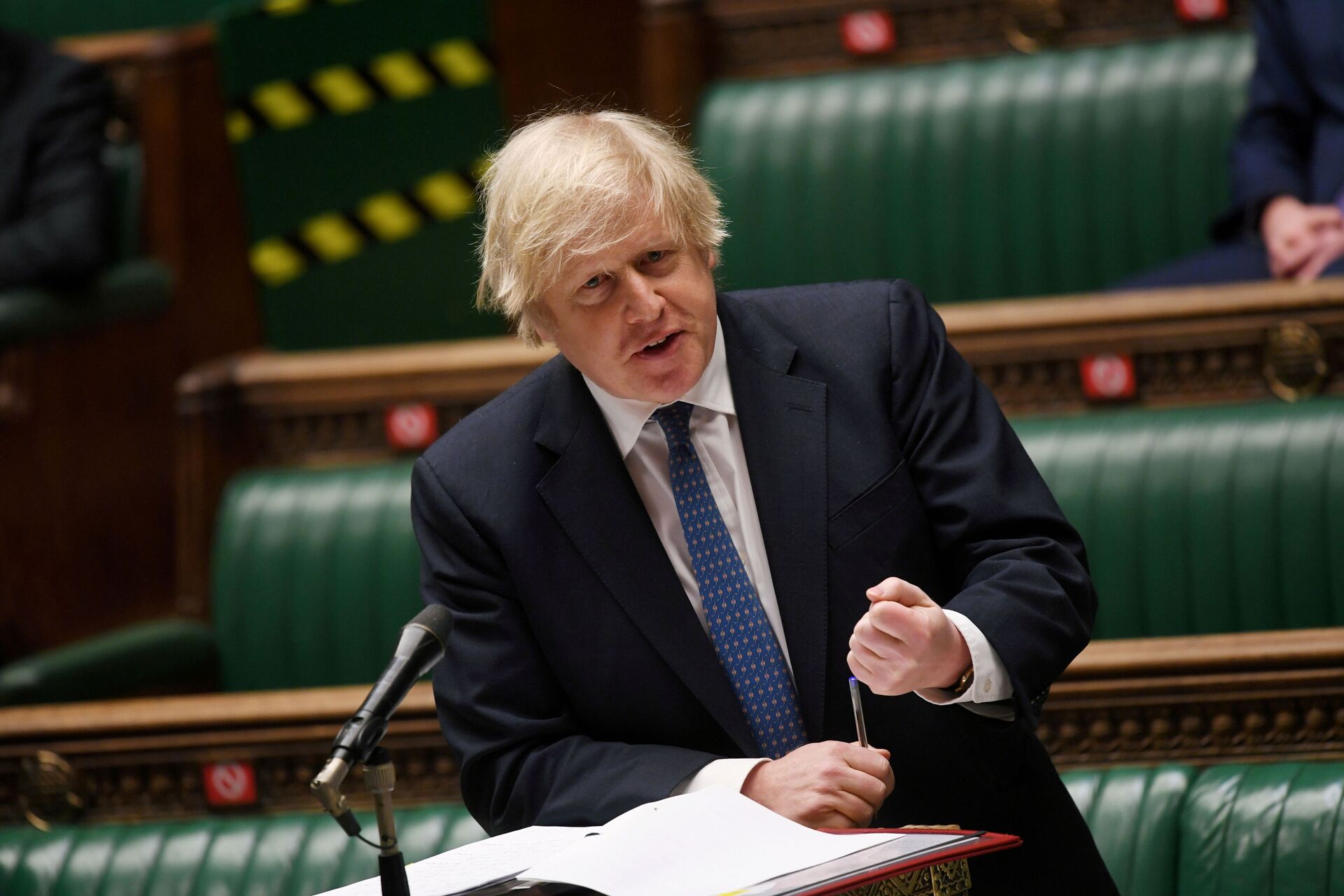 Boris Johnson Pledges to Ease UK COVID Restrictions ‘Once and for All’ - Sputnik International, 1920, 23.03.2021