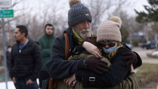 Aftermath of Colorado Shooting in 10 Pictures: Shocked Residents at Crime Scene   - Sputnik International