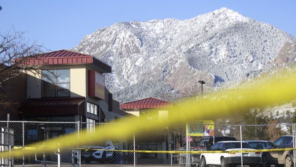 A view of King Soopers grocery store the morning after the mass shooting, in Boulder, Colorado, U.S., March 23, 2021. - Sputnik International