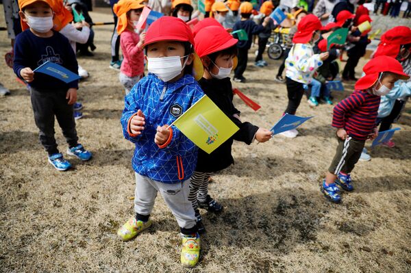 Faster, Higher, Stronger! 2020 Summer Olympics Torch Relay Begins In Japan - Sputnik International