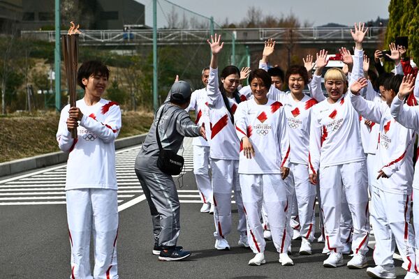 Faster, Higher, Stronger! 2020 Summer Olympics Torch Relay Begins In Japan - Sputnik International