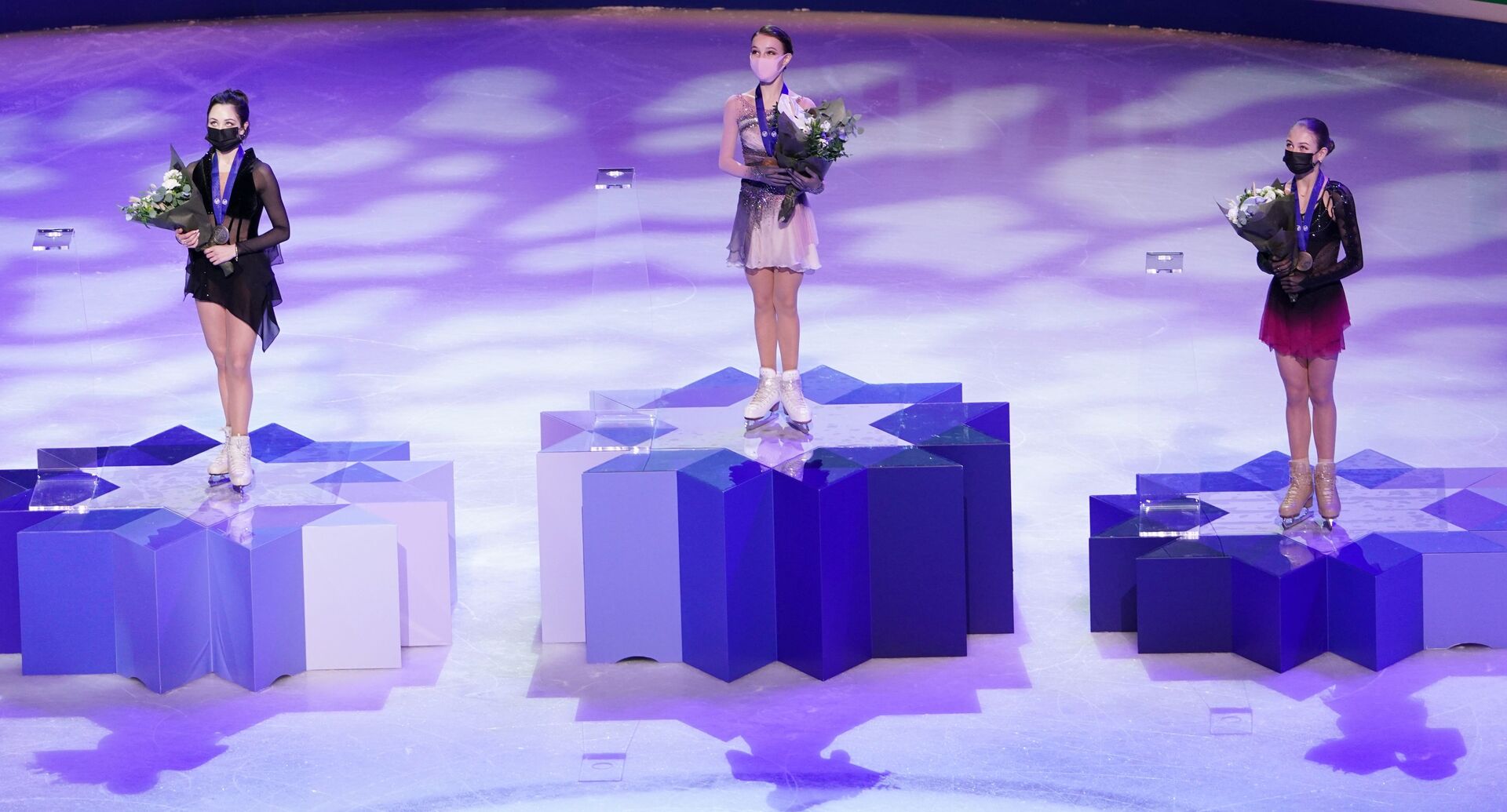 Russia's Anna Shcherbakova Wins Women's Gold at 2021 World Figure Skating Championships - Sputnik International, 1920, 26.03.2021