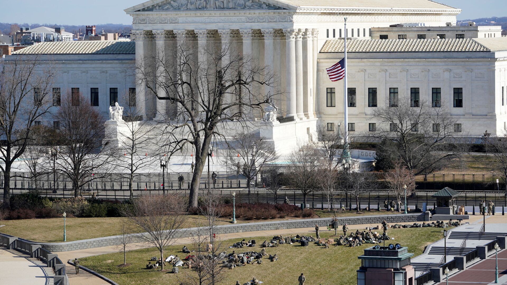 A view of the Supreme Court in Washington, U.S. January 19, 2021 - Sputnik International, 1920, 27.08.2021