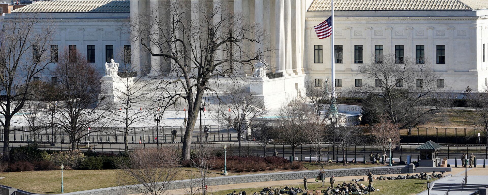 A view of the Supreme Court in Washington, U.S. January 19, 2021 - Sputnik International, 1920, 01.06.2021