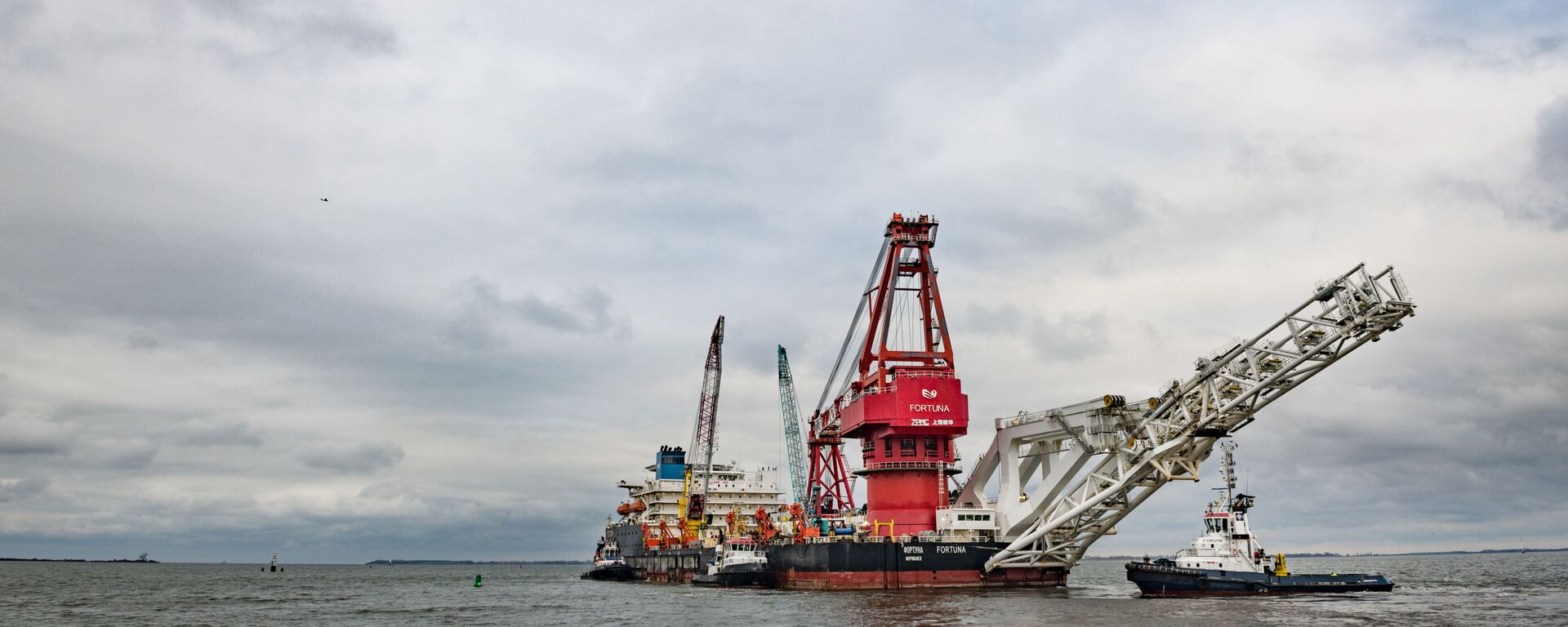 Pipe-laying vessel Fortuna leaves the port of Wismar to work on Nord Stream 2 construction - Sputnik International, 1920, 05.07.2021
