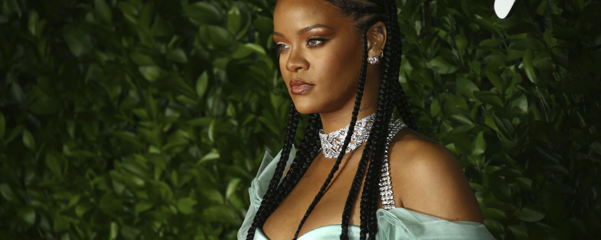 Singer Rihanna poses for photographers upon arrival at the British Fashion Awards in central London, Monday, Dec. 2, 2019 - Sputnik International, 1920, 26.09.2022