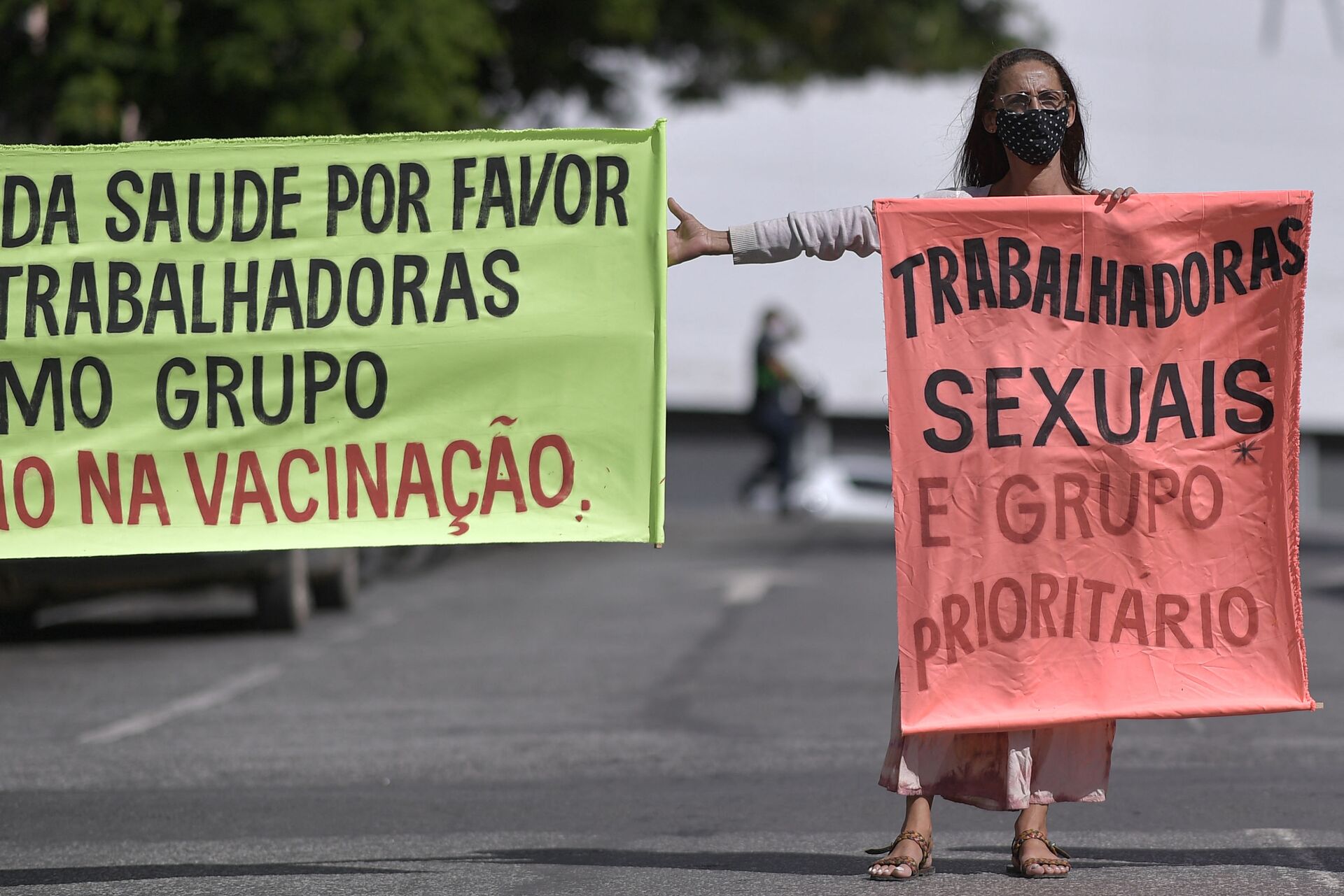 Brazilian Prostitutes Demand First-Line COVID Vaccination as 'Priority Group' - Sputnik International, 1920, 07.04.2021