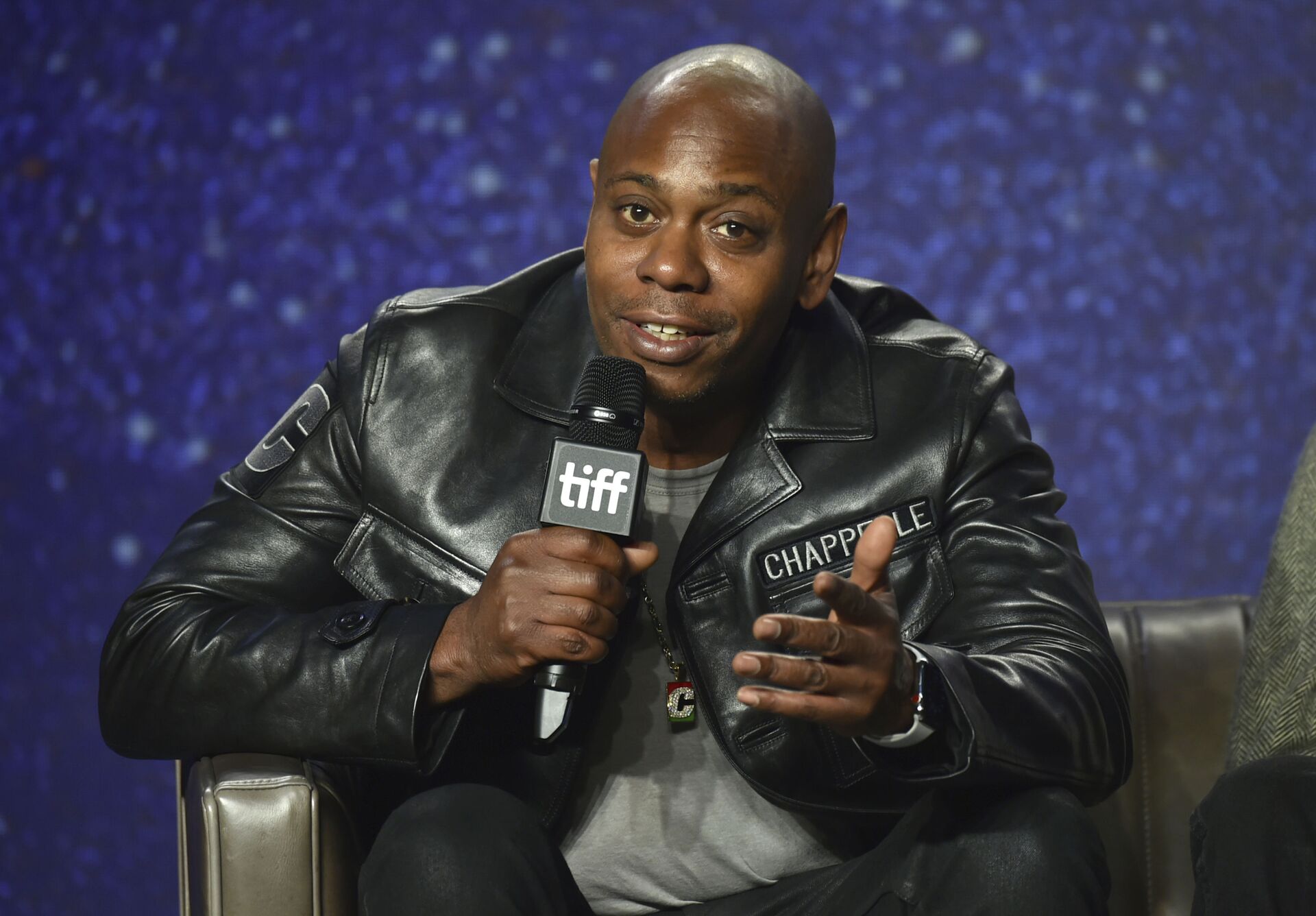 Dave Chappelle speaks at the press conference for A Star Is Born on day 4 of the Toronto International Film Festival at the TIFF Bell Lightbox on Sunday, Sept. 9, 2018, in Toronto.  - Sputnik International, 1920, 14.10.2021