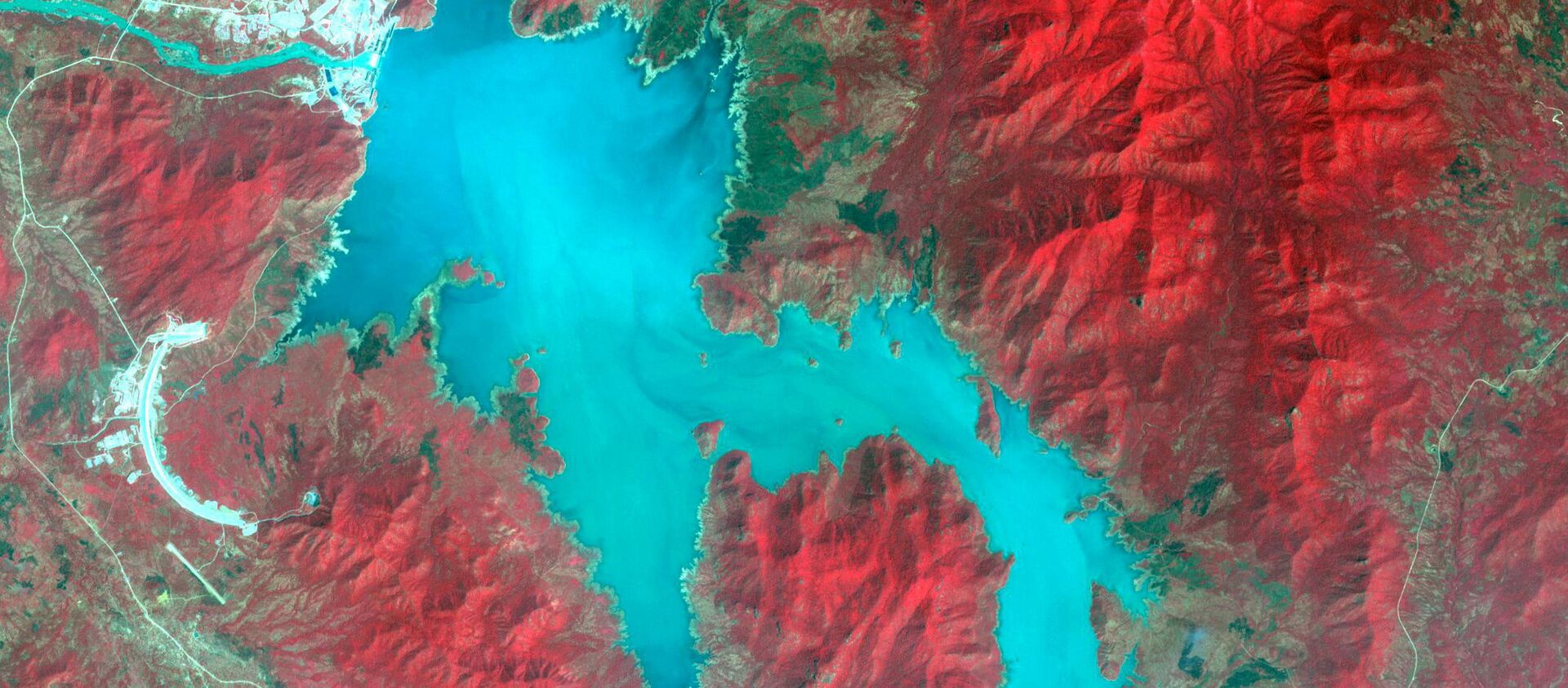 The Blue Nile River is seen as the Grand Ethiopian Renaissance Dam reservoir fills near the Ethiopia-Sudan border, in this broad spectral image taken November 6, 2020 - Sputnik International, 1920, 08.04.2021