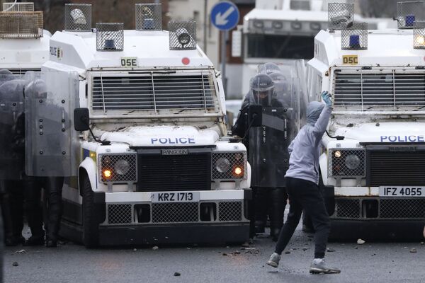 Social Unrest in Rioting Belfast  - Sputnik International