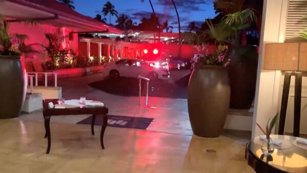 Emergency response vehicle is seen at Kahala Resort & Hotel in Honolulu, Hawaii, U.S., April 10, 2021 in this still image obtained from social media video. The hotel was placed on lockdown after an armed man fired shots through the door of a guest room and barricaded himself inside, but there were no reports of any injuries, Hawaii News Now reported. - Sputnik International
