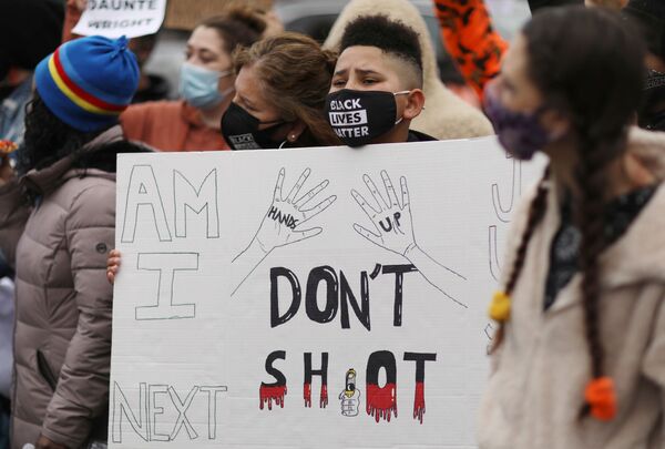 New Wave of Violent Protests Break Out in Minnesota After Killing of Black Man Daunte Wright - Sputnik International