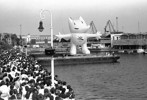 Ice-Cubes, Animals, and Fantastic Beasts: How Olympic Mascots Have Changed Over the Years  - Sputnik International