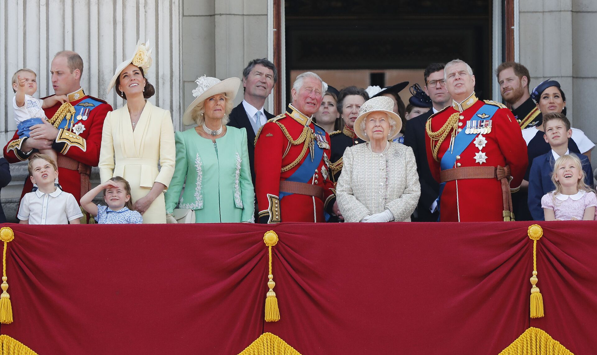 Britain's Queen Elizabeth, center, and members of the royal family attend the annual Trooping the Colour Ceremony in London, Saturday, June 8, 2019.  - Sputnik International, 1920, 23.11.2021