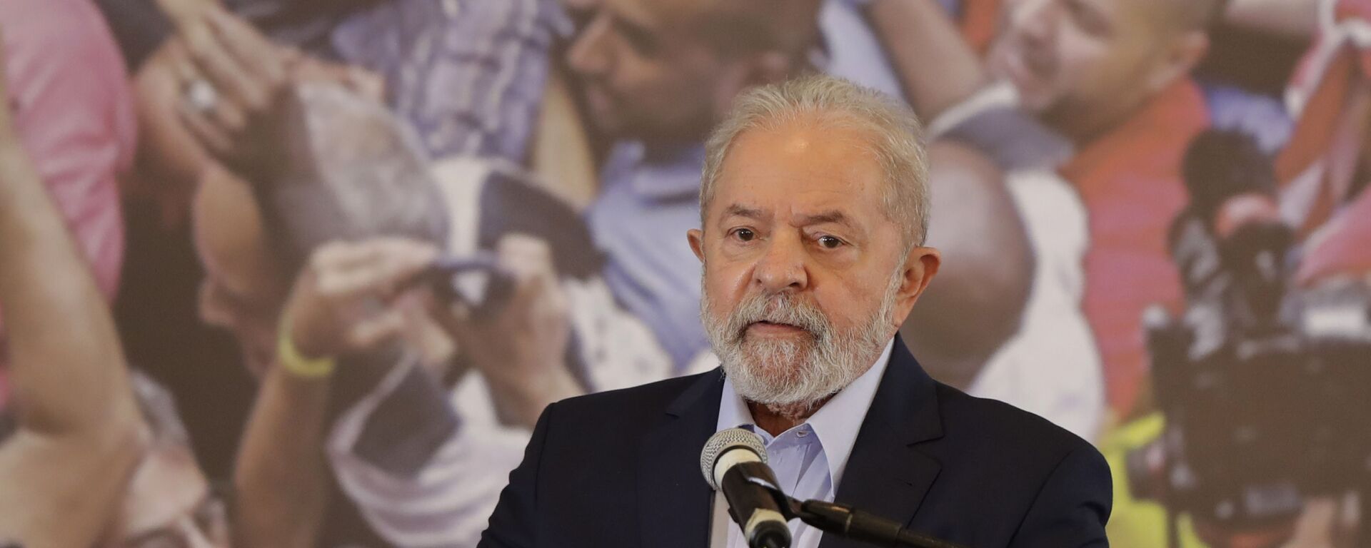In this March 10, 2021, file photo, former Brazilian President Luiz Inacio Lula da Silva speaks at the Metalworkers Union headquarters in Sao Bernardo do Campo, Sao Paulo state, Brazil, after a judge threw out both of his corruption convictions. - Sputnik International, 1920, 15.04.2021