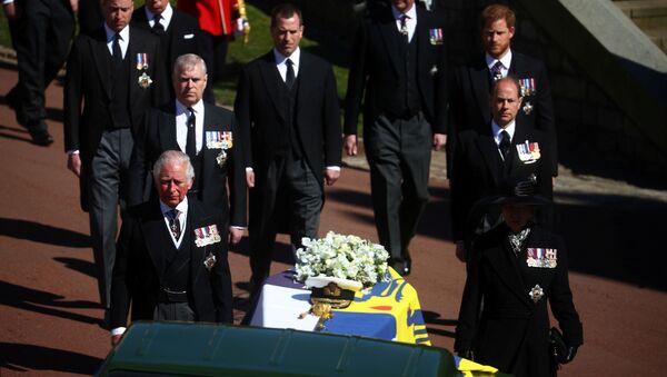 Члены королевской семьи на похоронах принца Филиппа - Sputnik International