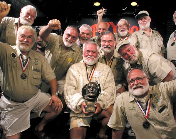 The Papa Hemingway Look-Alike Contest at Sloppy Joe's Bar in Key West, FL. - Sputnik International