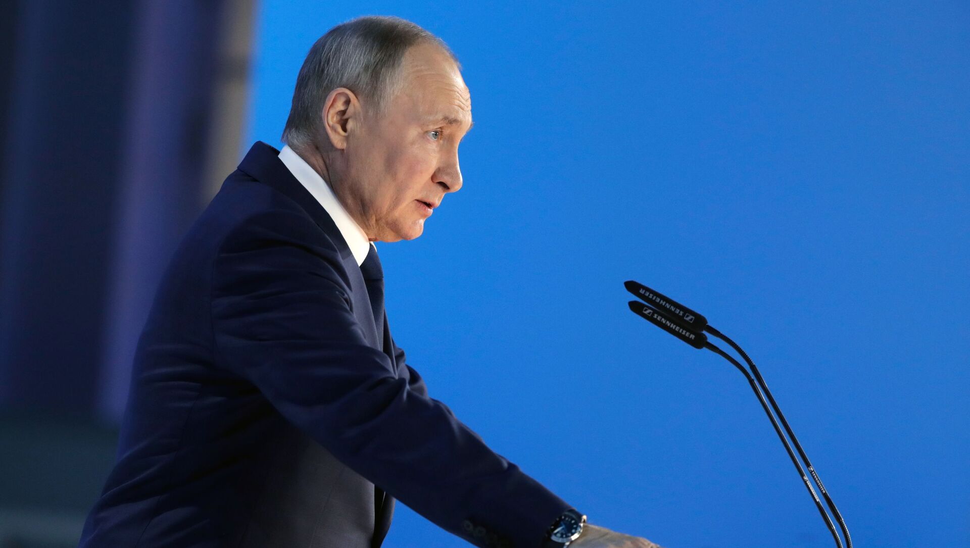 Russian President Vladimir Putin at his annual address to Russian lawmakers. 21 April 2021. - Sputnik International, 1920, 21.04.2021