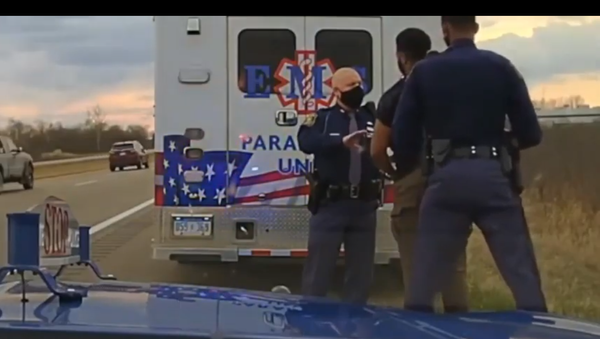 Police dashcam video depicting the arrest of Michigan Democrat Lawmaker Jewell Jones - Sputnik International
