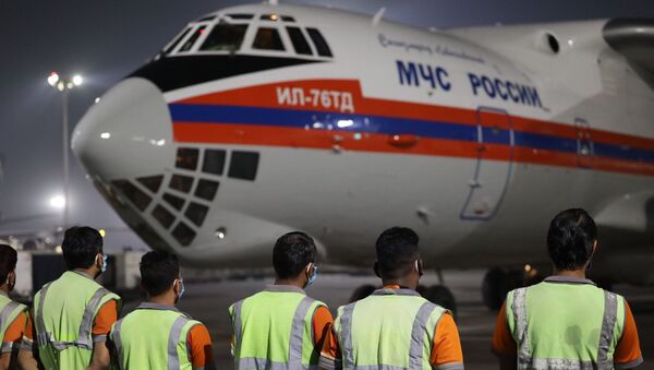 Both planes of the Russian Emergencies Ministry with aid for India, which is hit by an unprecedented outbreak of COVID-19, have landed in New Delhi. - Sputnik International