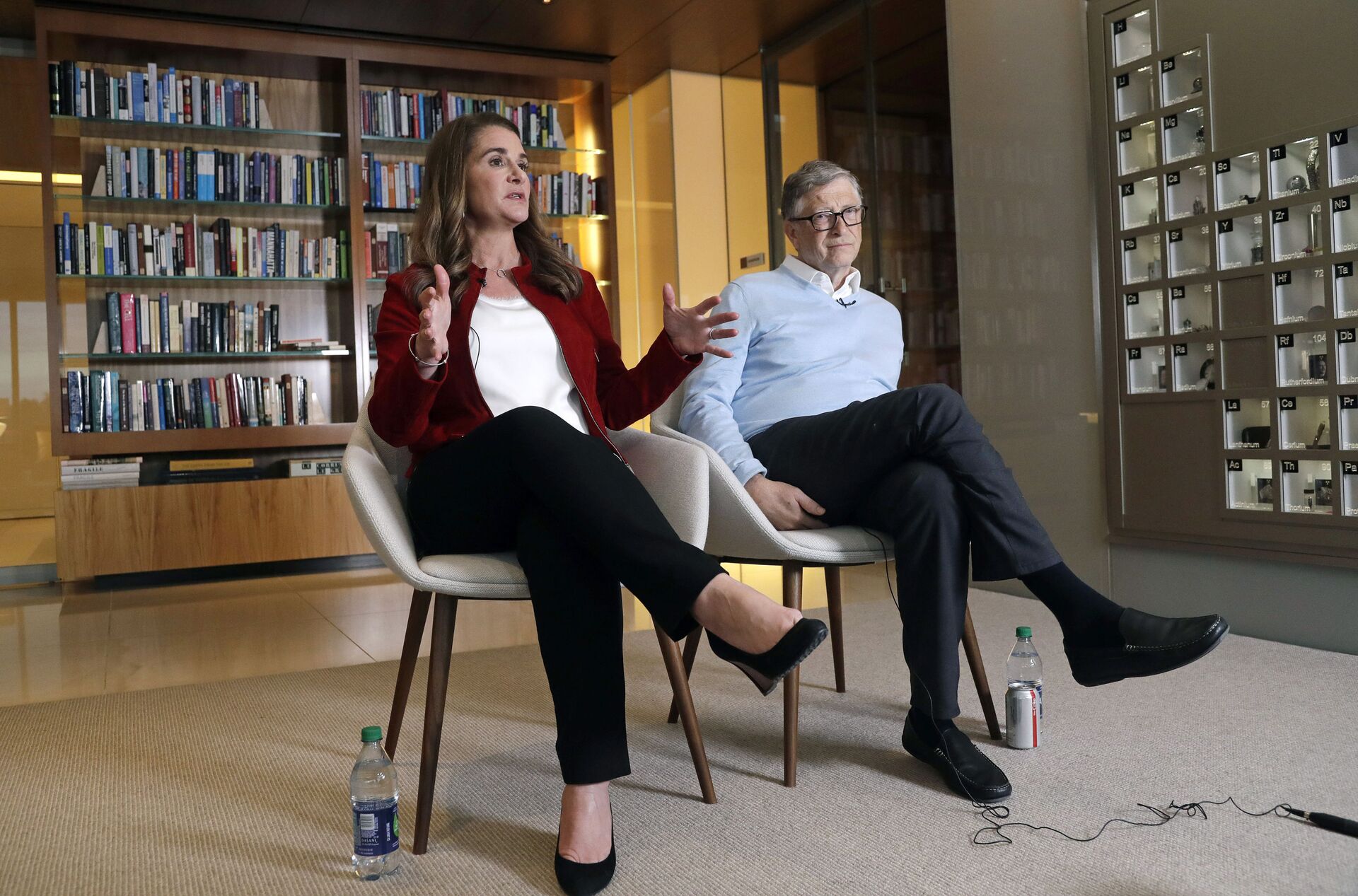 In this Feb. 1, 2019 photo, Bill and Melinda Gates are interviewed in Kirkland, Wash - Sputnik International, 1920, 07.09.2021