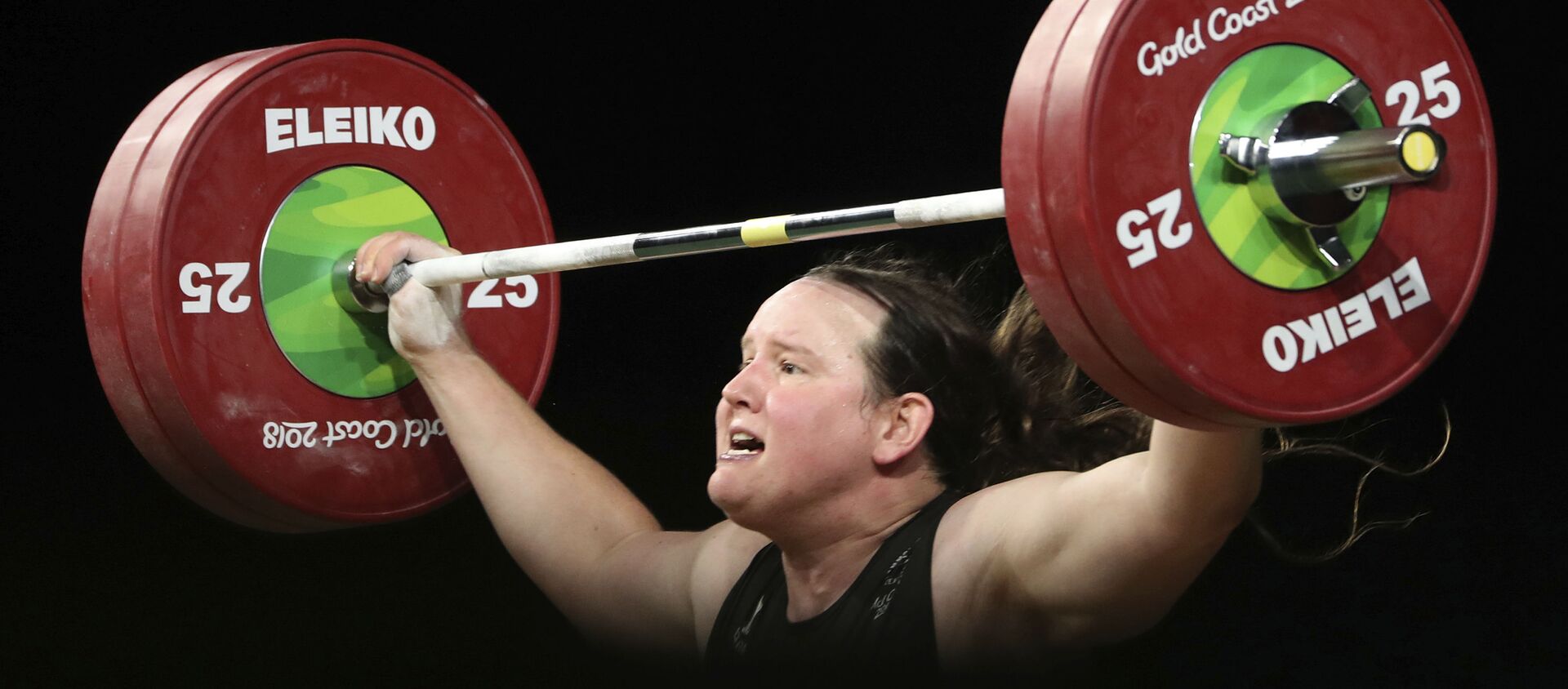 In this Monday, April 9, 2018 file photo, New Zealand's Laurel Hubbard participates in the women's +90kg weightlifting final the 2018 Commonwealth Games on the Gold Coast, Australia - Sputnik International, 1920, 07.05.2021