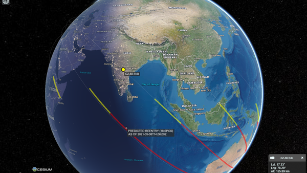 Screenshot from a CelesTrak 3D-map modeling the possible corridors of the Chinese rocket debris falling to Earth - Sputnik International