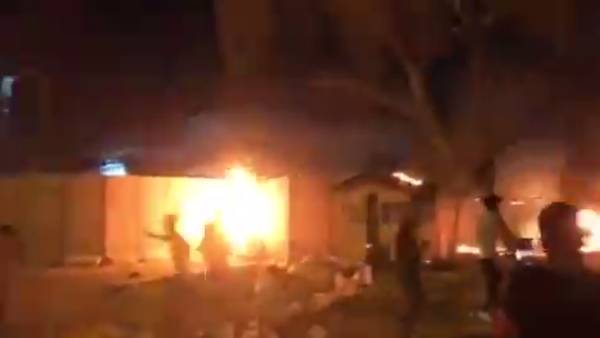 Screenshot from a video allegedly showing the Iranian consulate in the Iraqi city of Karbala on fire - Sputnik International
