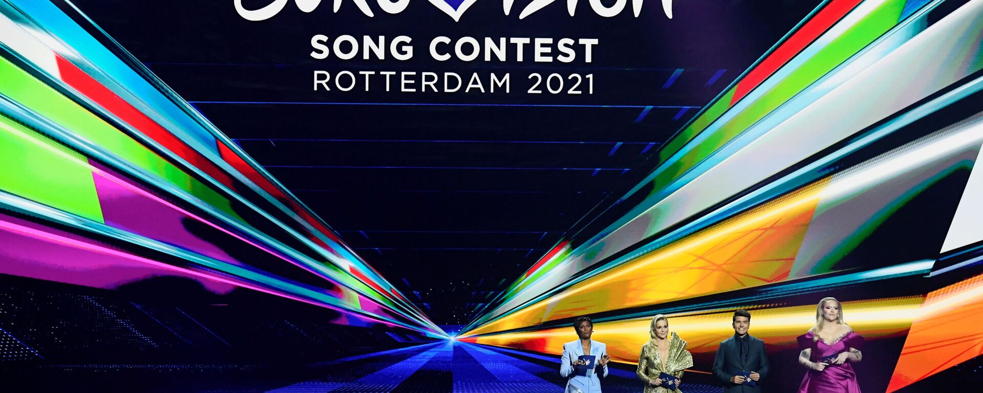 Presenters Edsilia Rombley, Chantal Janzen, Jan Smit and Nikkie de Jager attend the final of the 2021 Eurovision Song Contest in Rotterdam, Netherlands, May 22, 2021. - Sputnik International, 1920, 26.02.2022