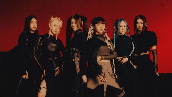 K-pop Girl Band Everglow are “First” in New MV - Sputnik International