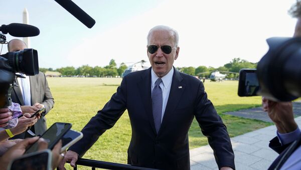 U.S. President Joe Biden speaks to reporters upon his departure from the White House in Washington, U.S., May 25, 2021. REUTERS/Kevin Lamarque/File Photo - Sputnik International