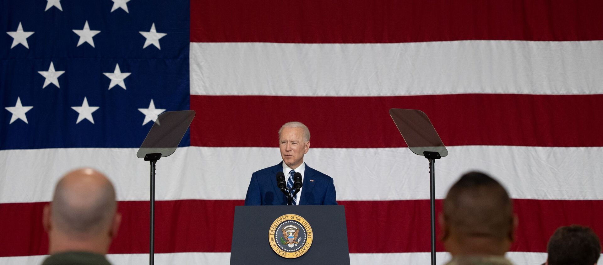 U.S. President Joe Biden delivers remarks at Joint Base Langley-Eustis in Hampton, Virginia, U.S. May 28, 2021. - Sputnik International, 1920, 29.05.2021