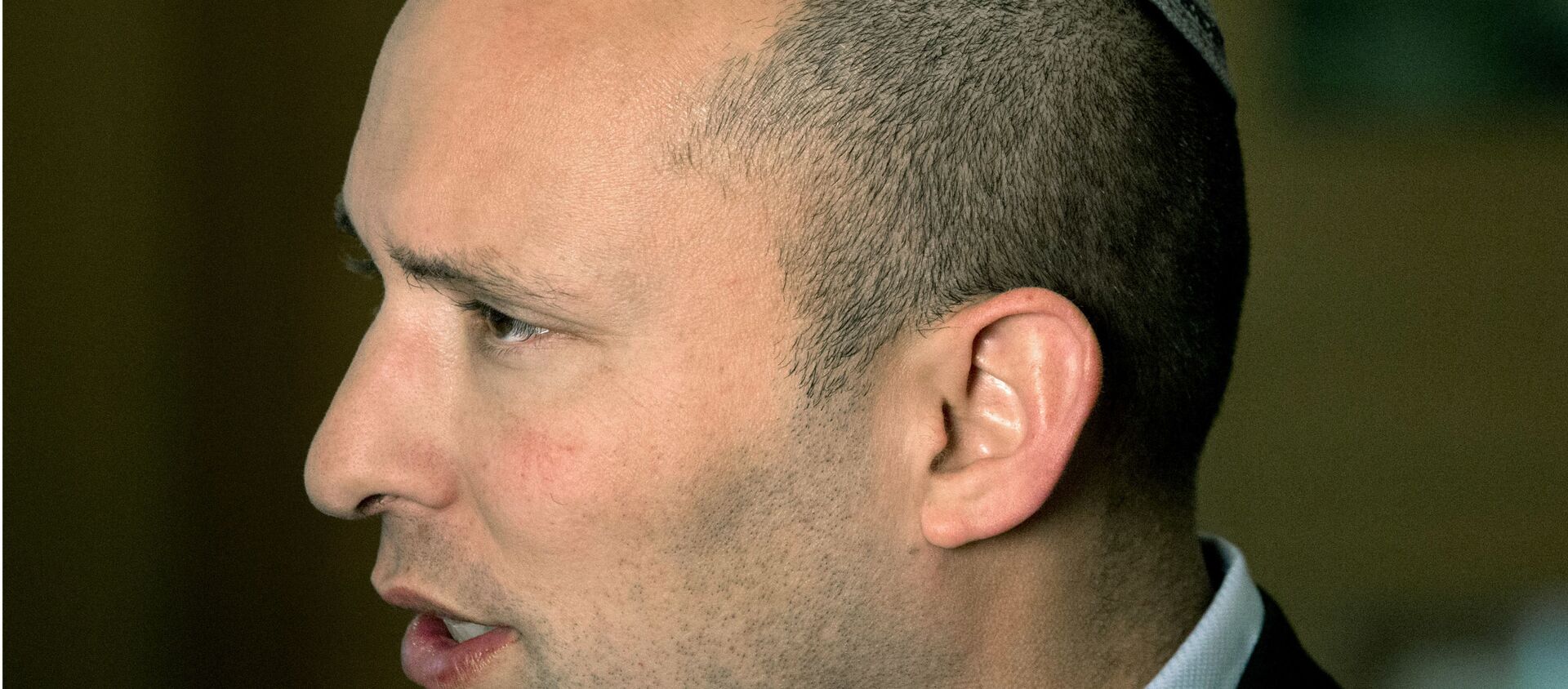  In this Monday, Feb. 16, 2015 file photo, Naftali Bennett, leader of the Jewish Home party, speaks during an interview to The Associated Press in Jerusalem. - Sputnik International, 1920, 25.08.2021
