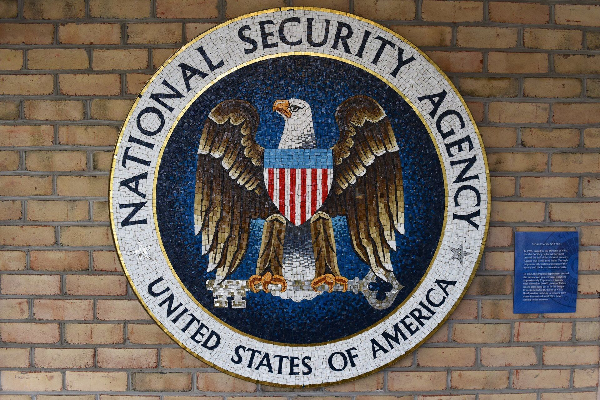 NSA National Cryptologic Museum - Mosaic of the NSA Seal - Sputnik International, 1920, 07.09.2021