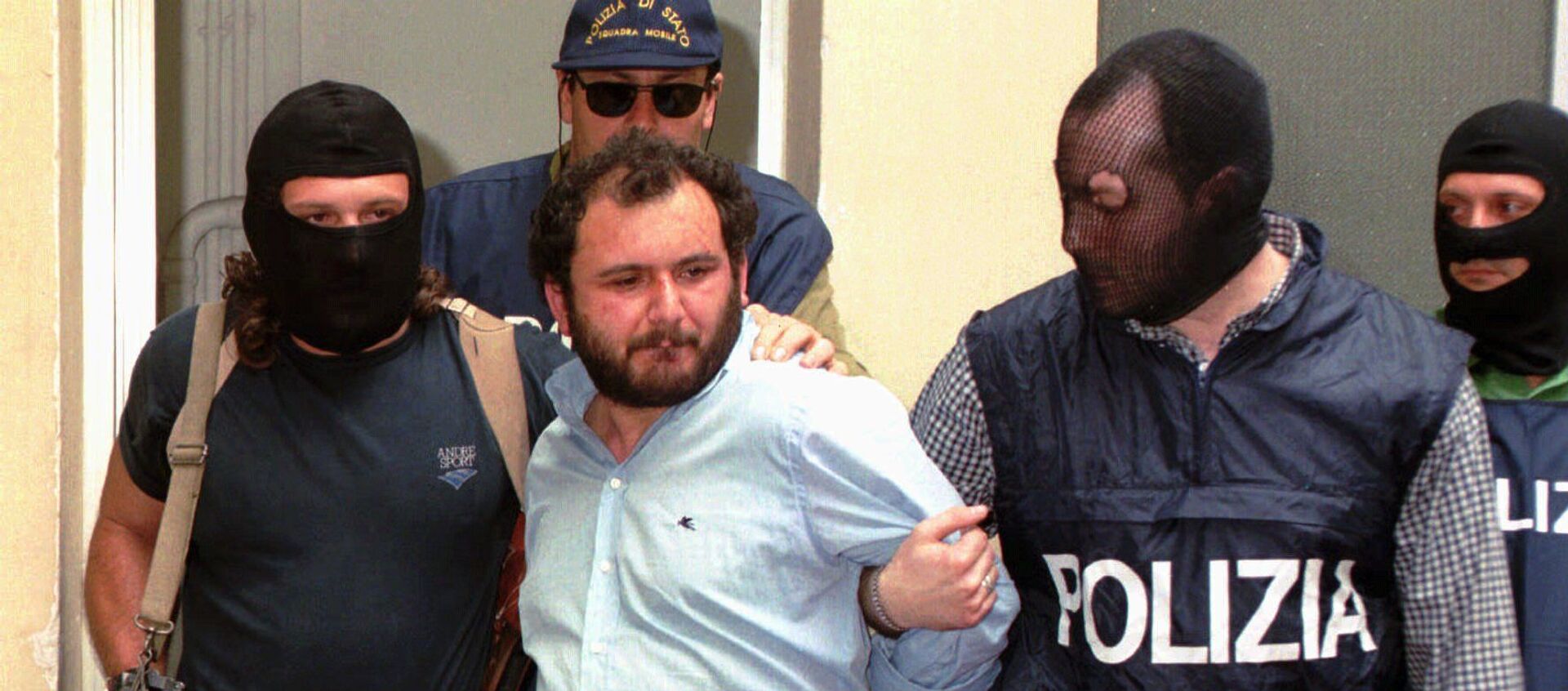 Giovanni Brusca being arrested in 1996 - Sputnik International, 1920, 01.06.2021